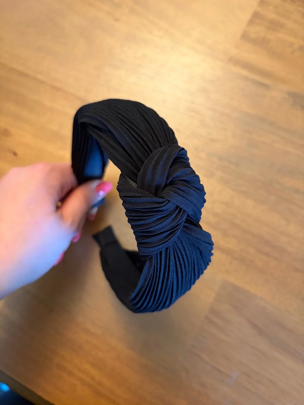 Old Navy Black Knotted Pleated Headband
